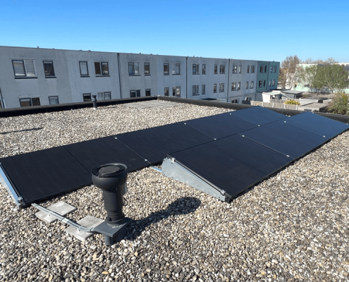 Zonnestroom - Installateur voor maatwerk zonnepanelen voor ✓ Schuin dak ✓ Platte daken ✓ Golfplaat daken ✓ Fels daken ✓ Bitum daken / Staaldak