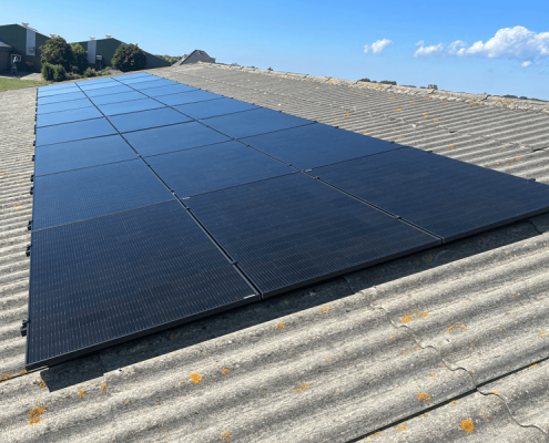 Zonnestroom - Installateur voor maatwerk zonnepanelen voor ✓ Schuin dak ✓ Platte daken ✓ Golfplaat daken ✓ Fels daken ✓ Bitum daken / Staaldak