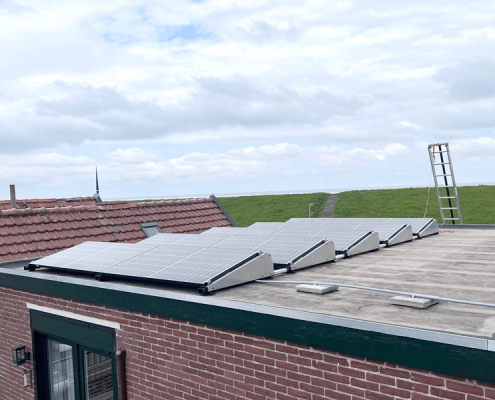 Zonnestroom - Installateur voor maatwerk zonnepanelen voor ✓ Schuin dak ✓ Platte daken ✓ Golfplaat daken ✓ Fels daken ✓ Bitum daken / Staaldak