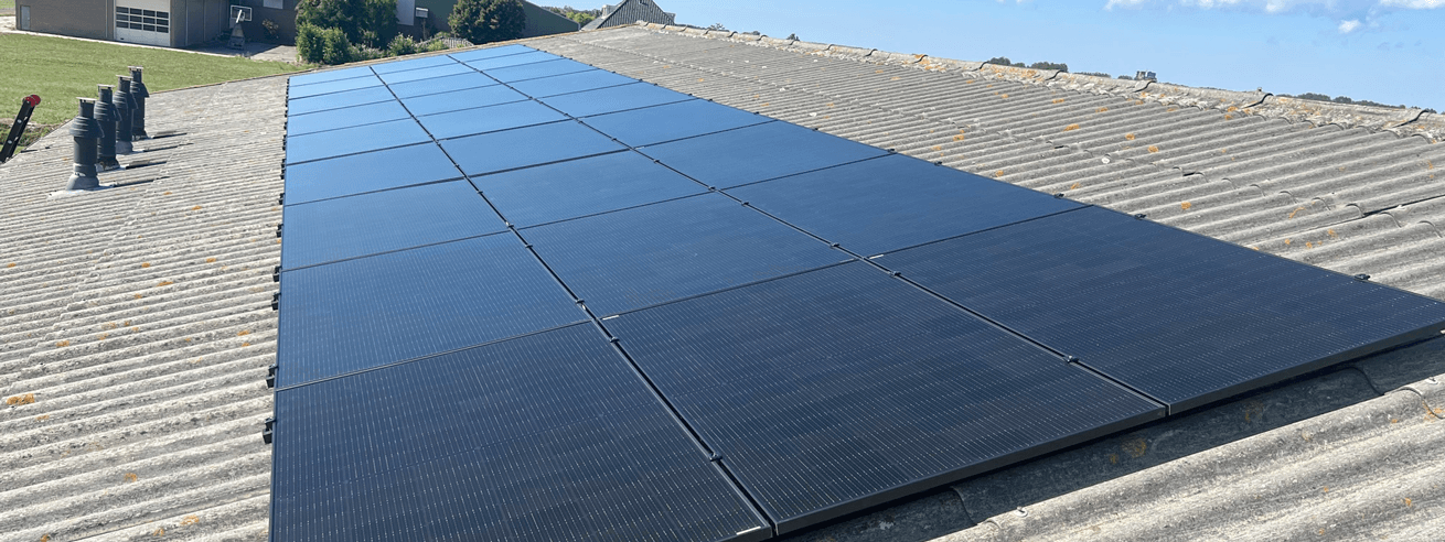 Zonnestroom - Installateur voor maatwerk zonnepanelen voor ✓ Schuin dak ✓ Platte daken ✓ Golfplaat daken ✓ Fels daken ✓ Bitum daken / Staaldak